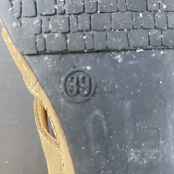 Women's La Plume Beige Leather Sandals - Size EU 39 / US 8.5 Pre Owned - Picture 9 of 16